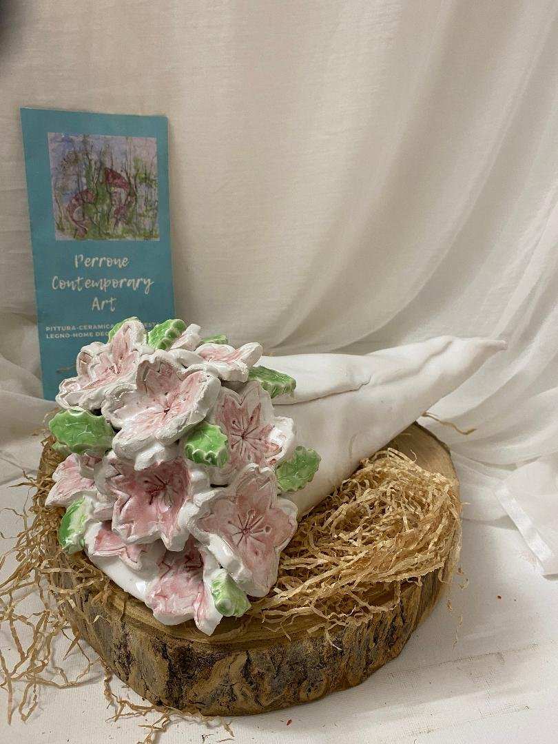 White ceramic flower table decoration from Ciliegio collection with pink blossoms and green leaves, 30cm centerpiece