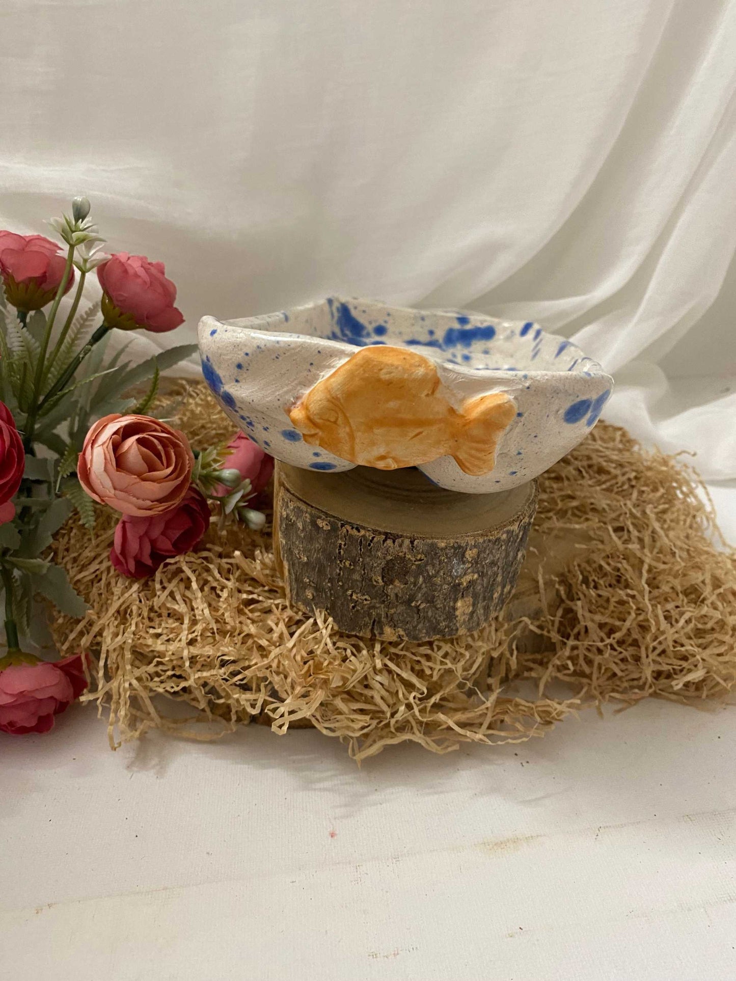 White Ceramic Egg Holder, Summer Collection