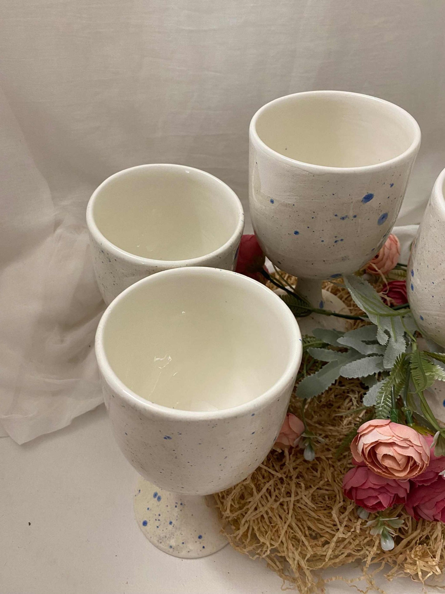 Set of 6 white ceramic glasses, Summer Collection