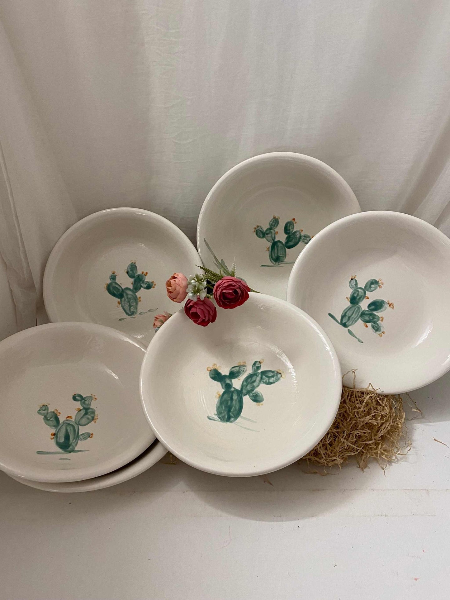 Servizio piatti fondi in ceramica bianca, Collezione Fico d'India