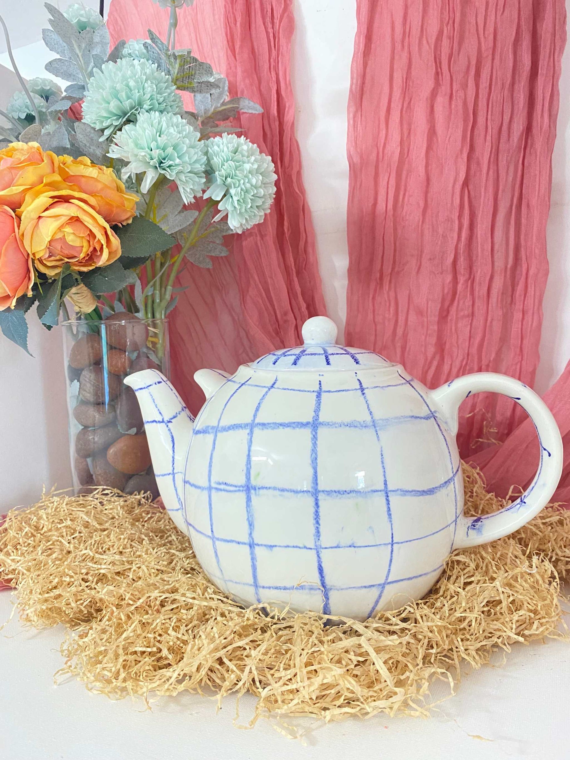 Elegant ceramic teapot for 8 people with blue grid design from Slow Time collection
