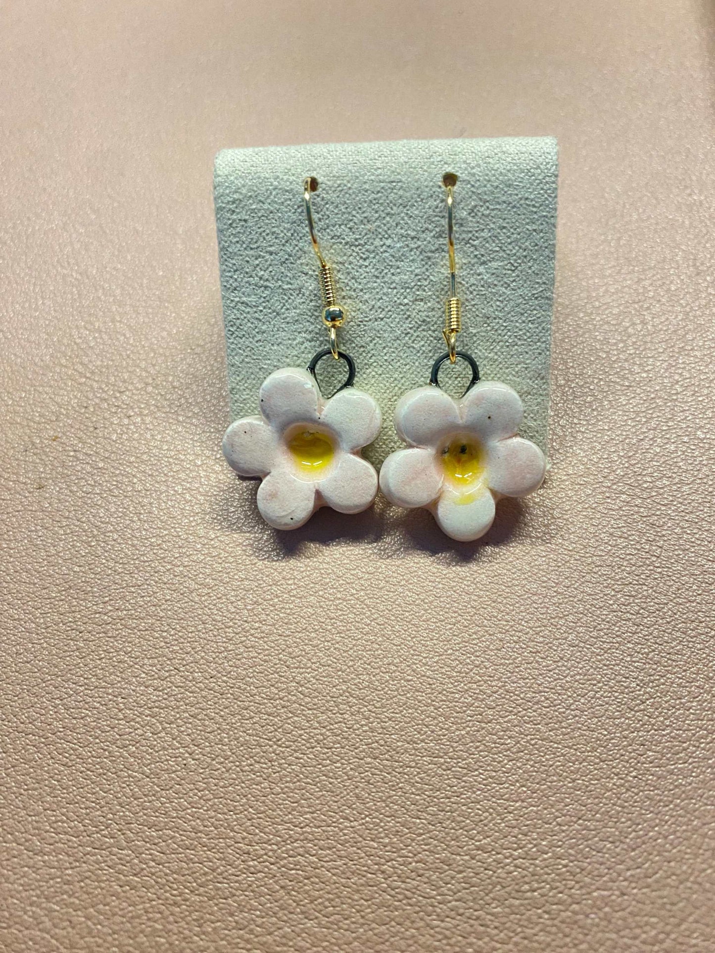 Orecchini  in ceramica a forma di fiore 💎 Collezione Luxury Bijoux,