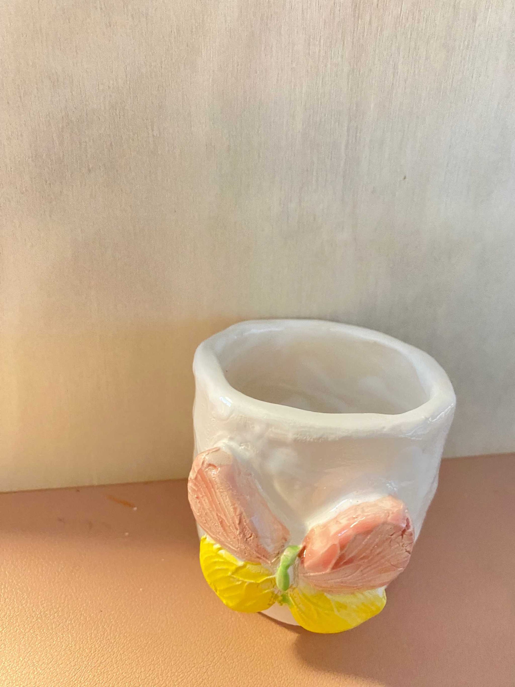 Ceramic pot with butterfly decoration from Gocce del Salento collection