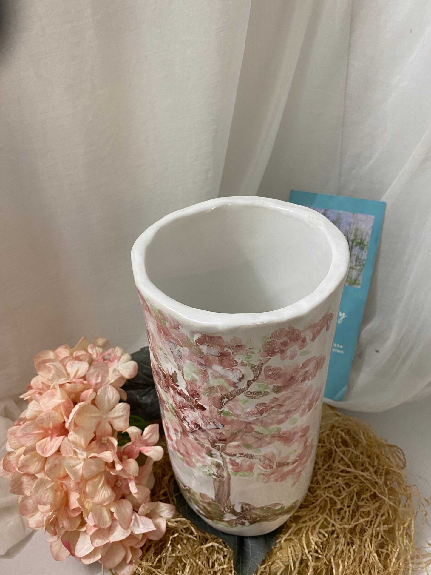 Vaso Collezione Sakura in ceramica bianca