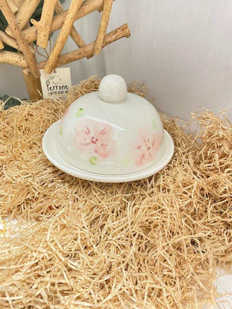 Porta burro artigianale in ceramica bianca – Collezione Ciliegio | Eleganza quotidiana ispirata alla natura